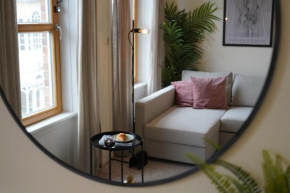 Woodstock Oxford Street- Entire Cosy Apartment- 5 mins to Blenheim Palace